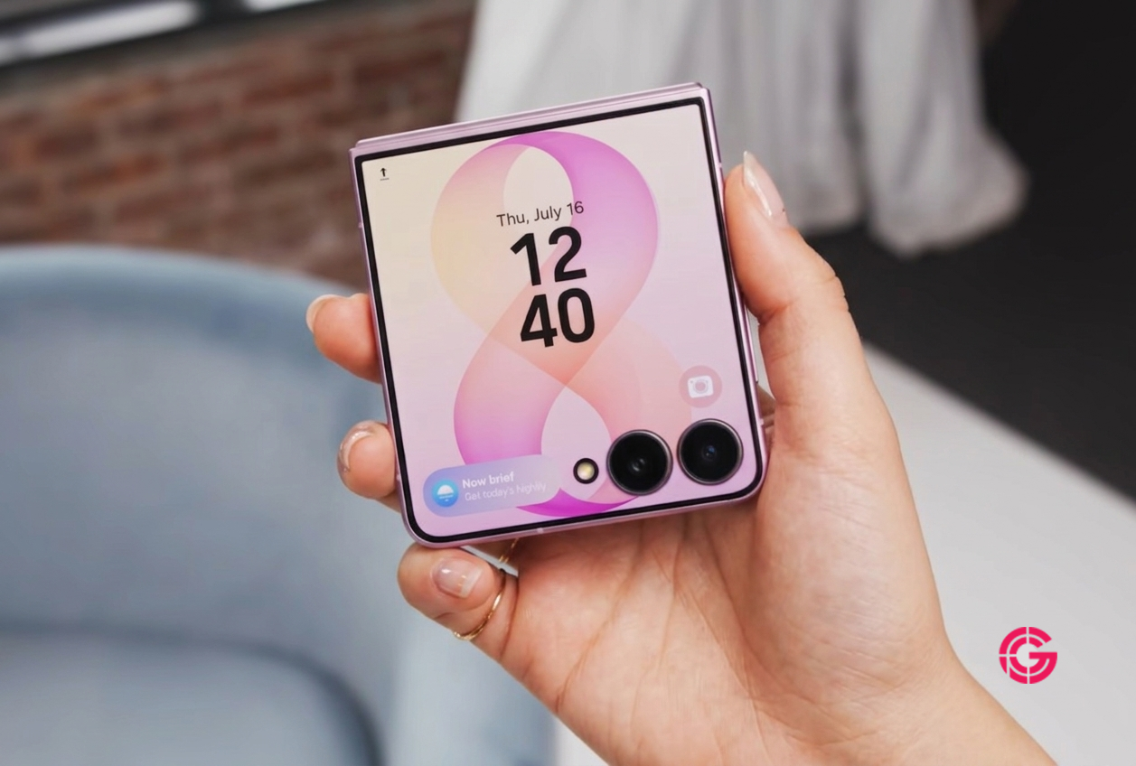 Samsung Galaxy Z Flip8 in pink held in one hand